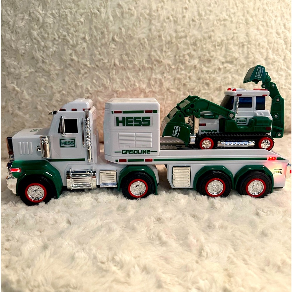 2013 Hess truck